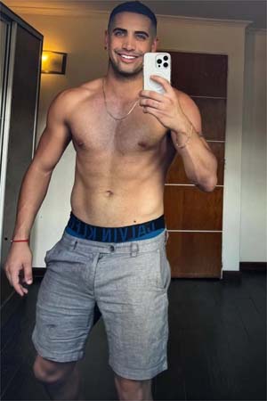Escorts Masculinos en Argentina - Leonos