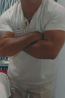 Leonel Male Masseur