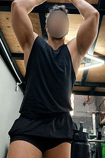 Giuliano Escort Masculino