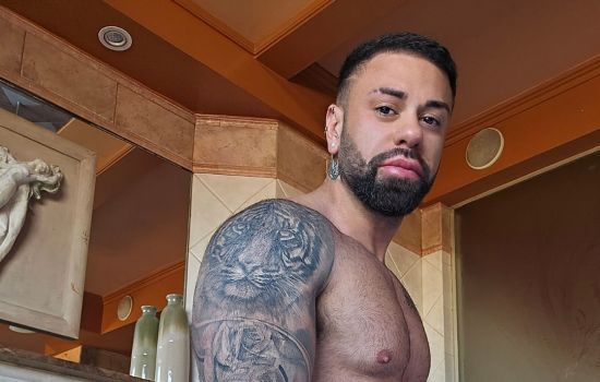 Milton Escudero Male Escort