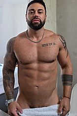 Photo #4 of Milton Escudero