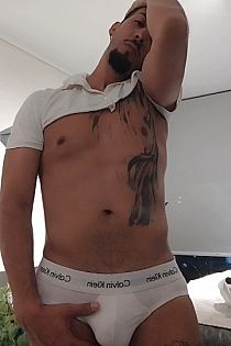 Alfonso Chile Male Escort