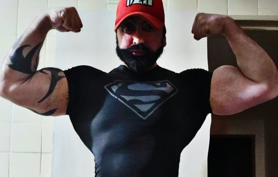 Norbert Escort Masculino