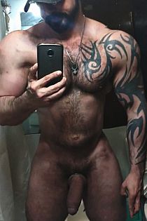 Norbert Escort Masculino