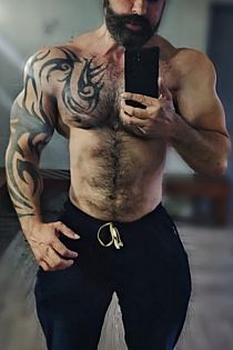 Norbert Escort Masculino