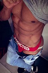 Douglas Escort Masculino