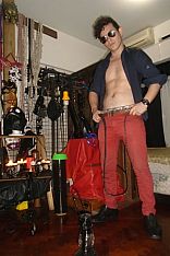 Nikolay Escort Masculino