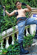 Nikolay Escort Masculino