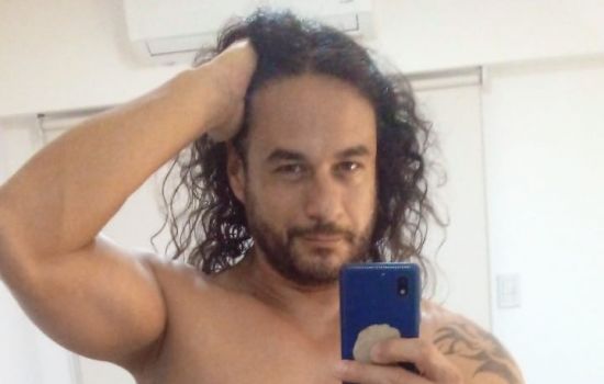 Leo Masajista masculino