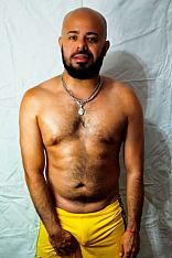 Photo #13 of Lisandro