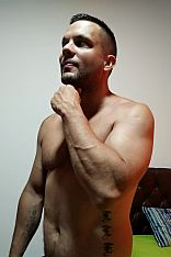 Cristiano Escort Masculino