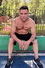 Photo #15 of Cristiano