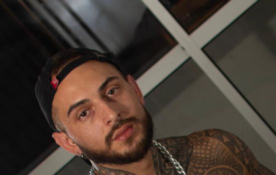 Octavio Escort Masculino