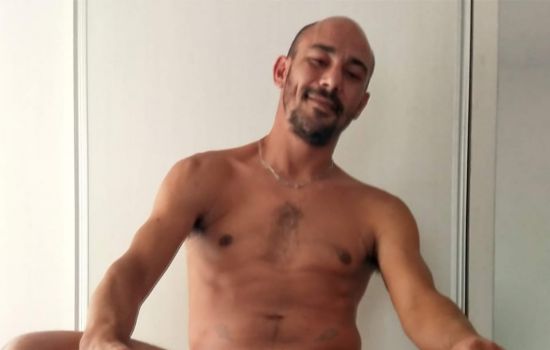 Niko Escort Masculino