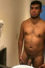 Photo #3 of Amyr Khan