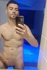 Photo #9 of Guido