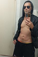 Photo #3 of Guido