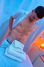Photo #6 of Guido