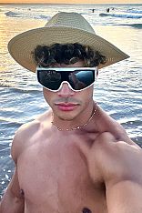 Photo #8 of Nico Rizox