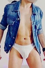 Aron Escort Masculino