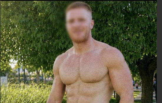 Santi Male Escort