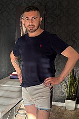 Javier Escort Masculino