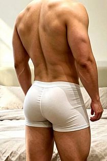 Thiago Male Masseur