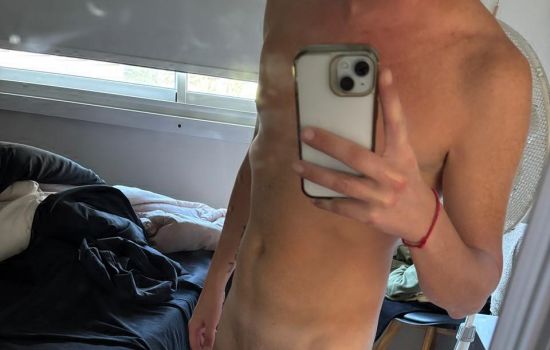 Ian Male Escort