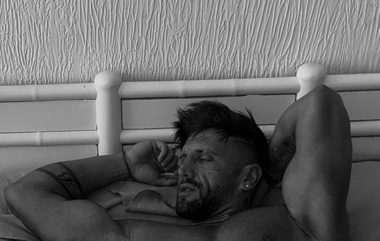 León Escort Masculino