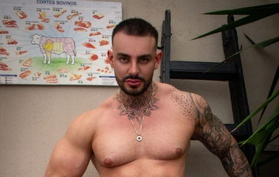 Daddy Male Escort