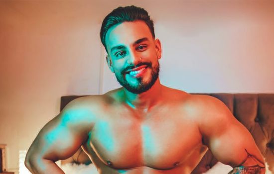 Daddy Male Escort