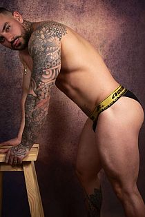 Daddy Escort Masculino