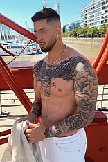 Facundo Escort Masculino