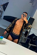 Photo #3 of Giuliano