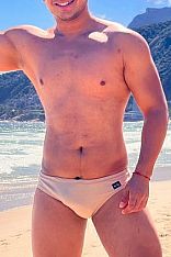 Valentino Escort Masculino