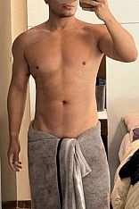 Photo #2 of Valentino