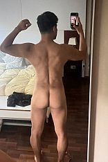 Photo #3 of Valentino