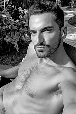 Photo #10 of Matías