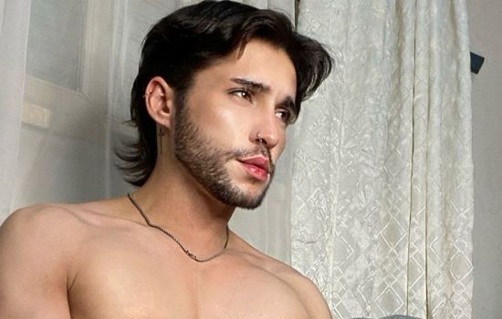 Erick Escort Masculino