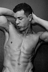 Foto #1 de Dilan XL