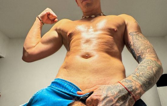 Alexander Escort Masculino