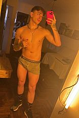 Alexander Escort Masculino