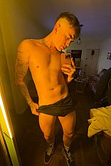 Alexander Escort Masculino