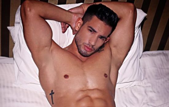 Emiliano XL Escort Masculino
