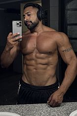 Jack Escort Masculino