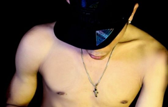 Presley Male Escort