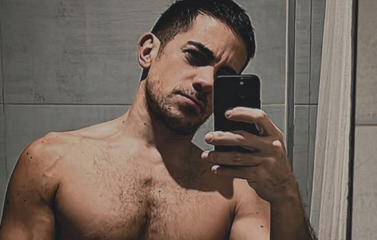 Adrian Male Masseur