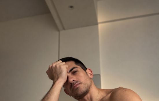 Adrian Masajista masculino