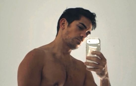 Adrian Masajista masculino