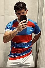 Foto #13 de Adrian